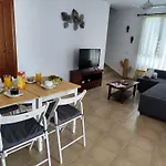 Casa Adassa En بيت للعطل *